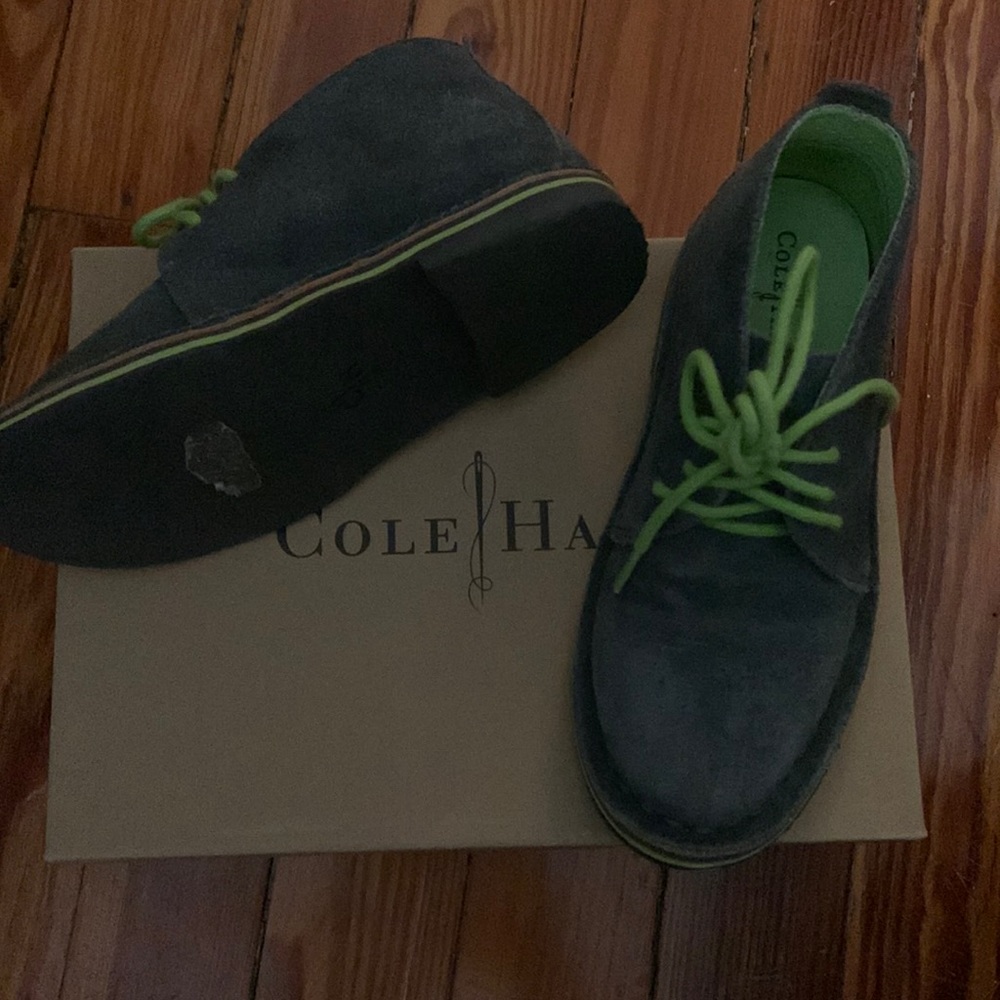 Boy’s Cole Haan air paul stripe chukka DK Gray size 9